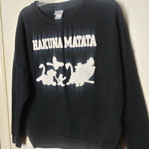 COPY - DISNEY HAKUNA MATATA BLACK SMALL SWEATSHIRT